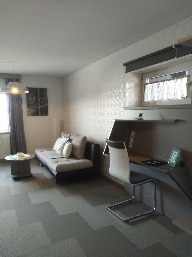 Business Apartments Hohenems Exterior foto